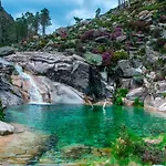 Waterfalls Al Bed & Breakfast Geres