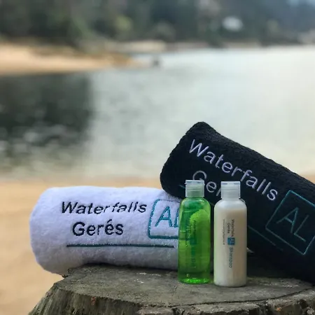 فندق مبيت وإفطار Waterfalls Al 3*