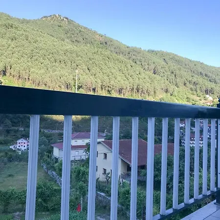 B&B Waterfalls Al 제어스