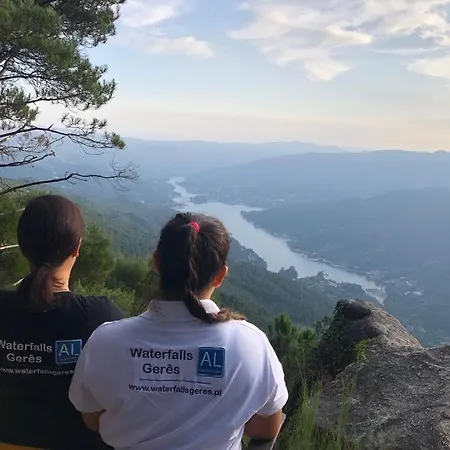 Waterfalls Al جيريز