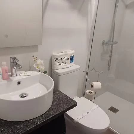 فندق مبيت وإفطار Waterfalls Al