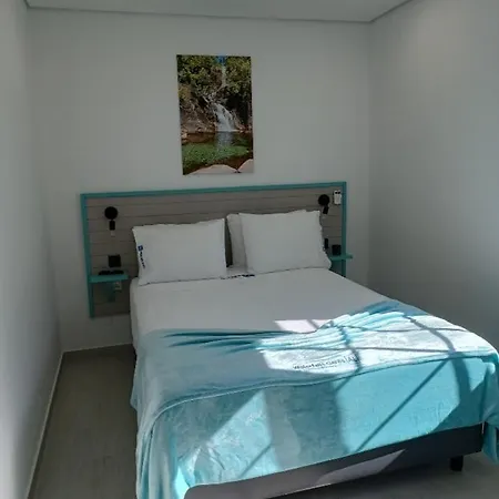 Waterfalls Al فندق مبيت وإفطار جيريز