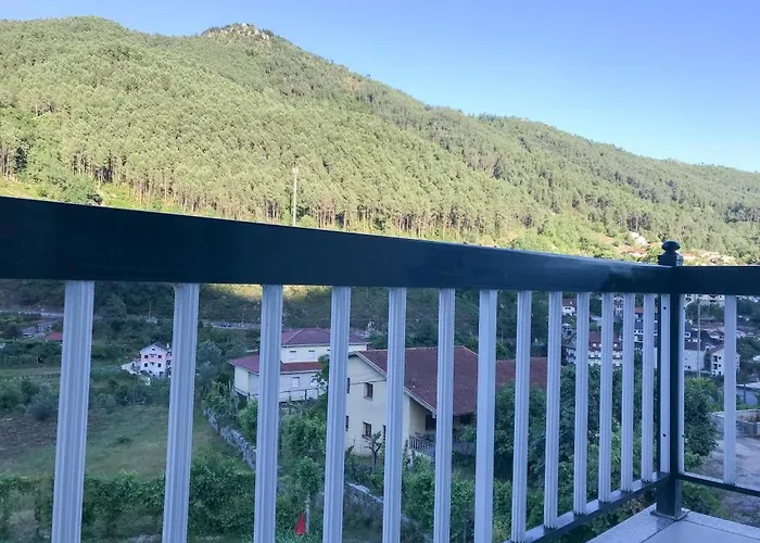 B&B Waterfalls Al 제어스