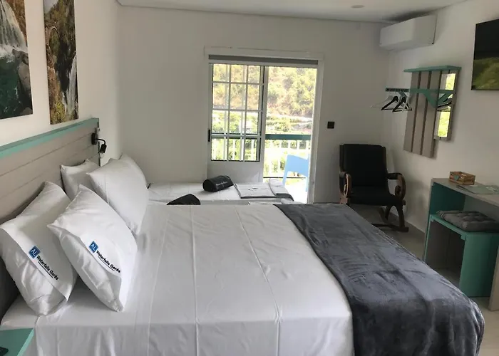 住宿加早餐酒店 Waterfalls Al 吉尔斯